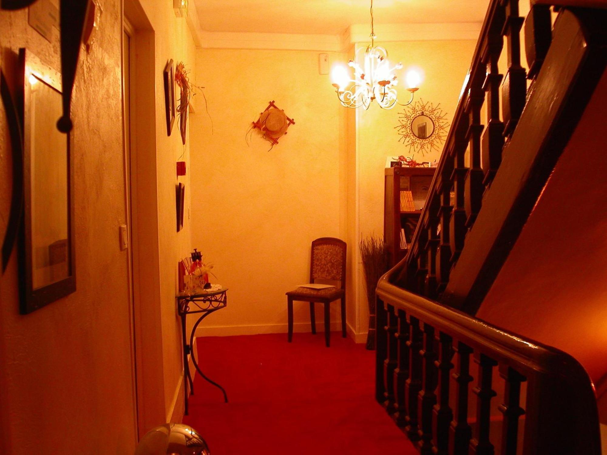 Hotel Le Dauphin Moulins-la-Marche Exteriér fotografie